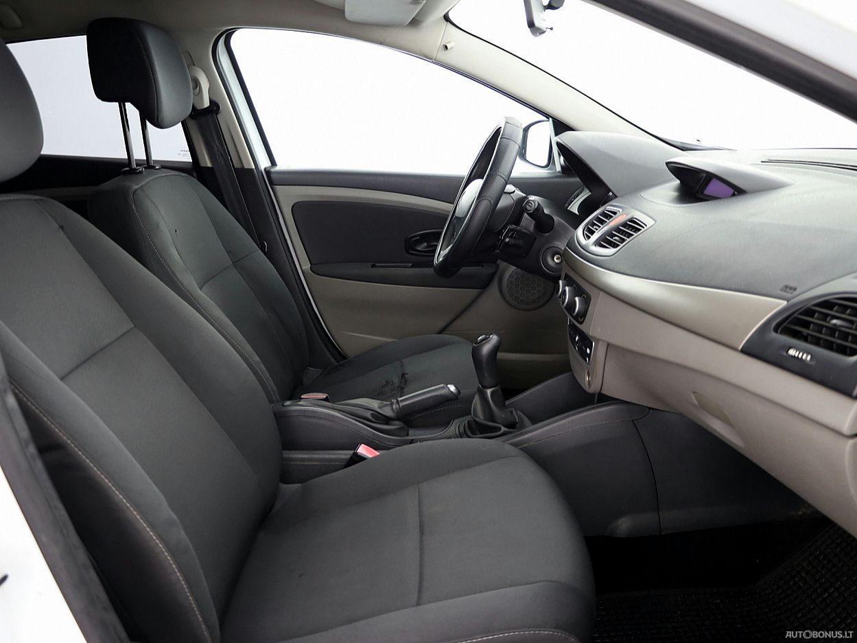 Renault Megane | 5