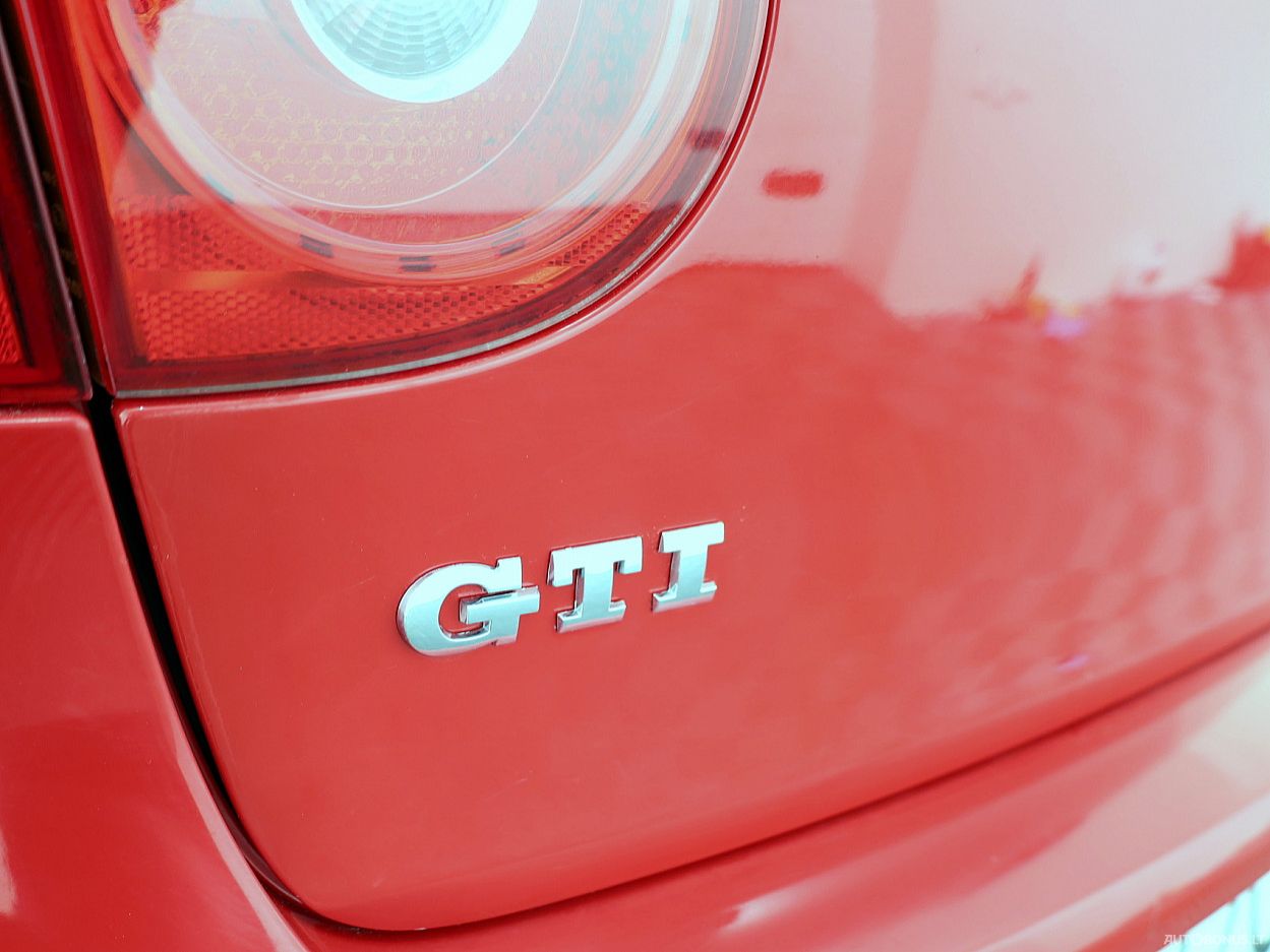 Volkswagen Golf | 11