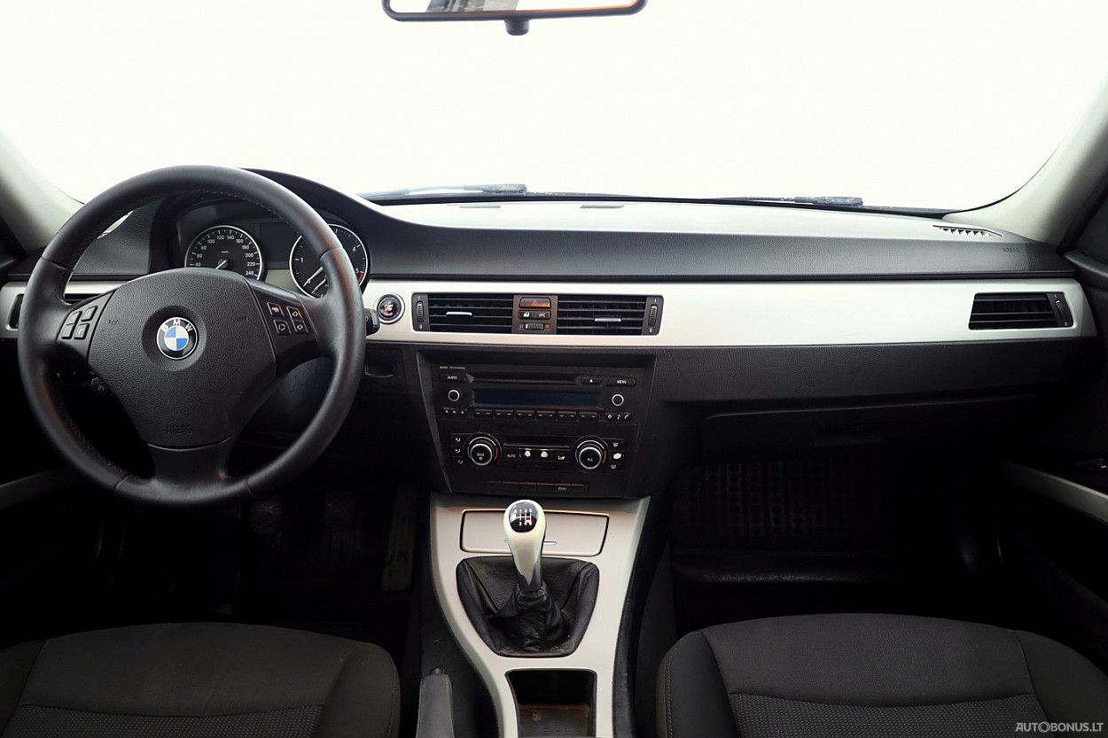 BMW 318 | 4