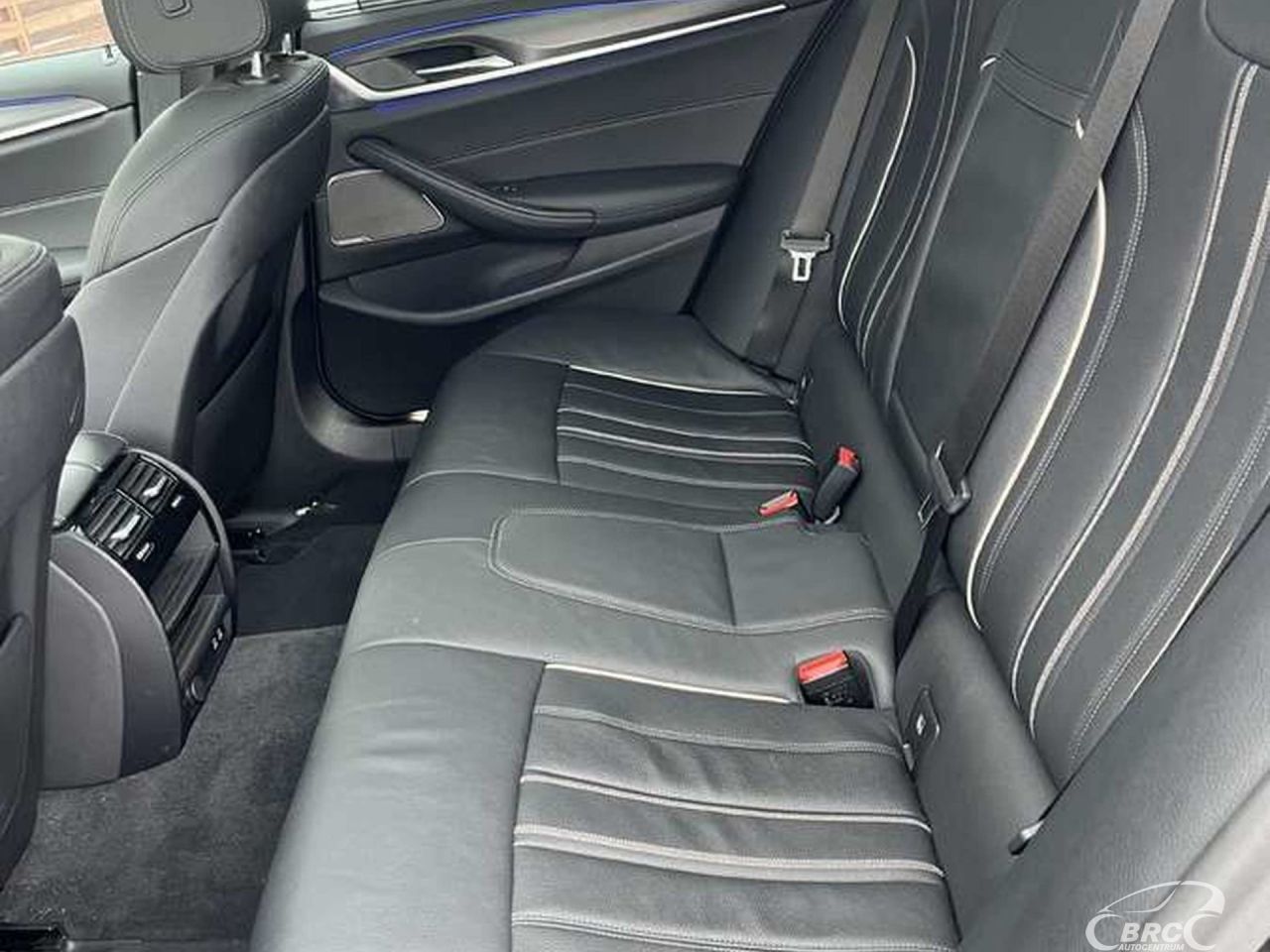 BMW 520 | 9