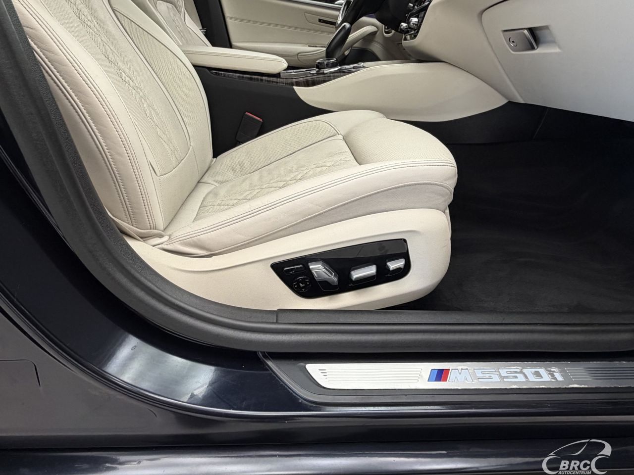 BMW M550 | 5