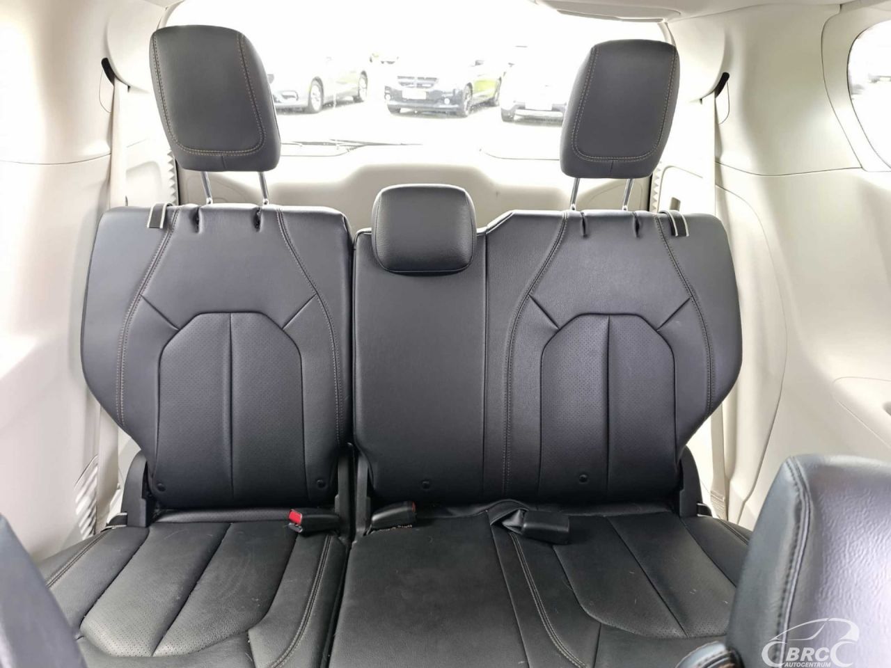 Chrysler Pacifica | 31