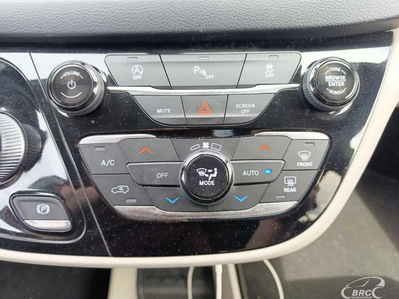 Chrysler Pacifica | 20