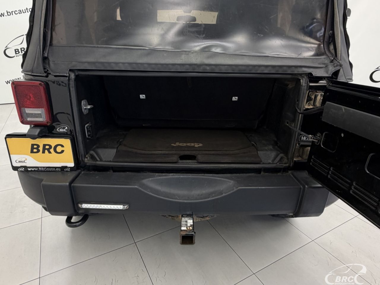 Jeep Wrangler | 27