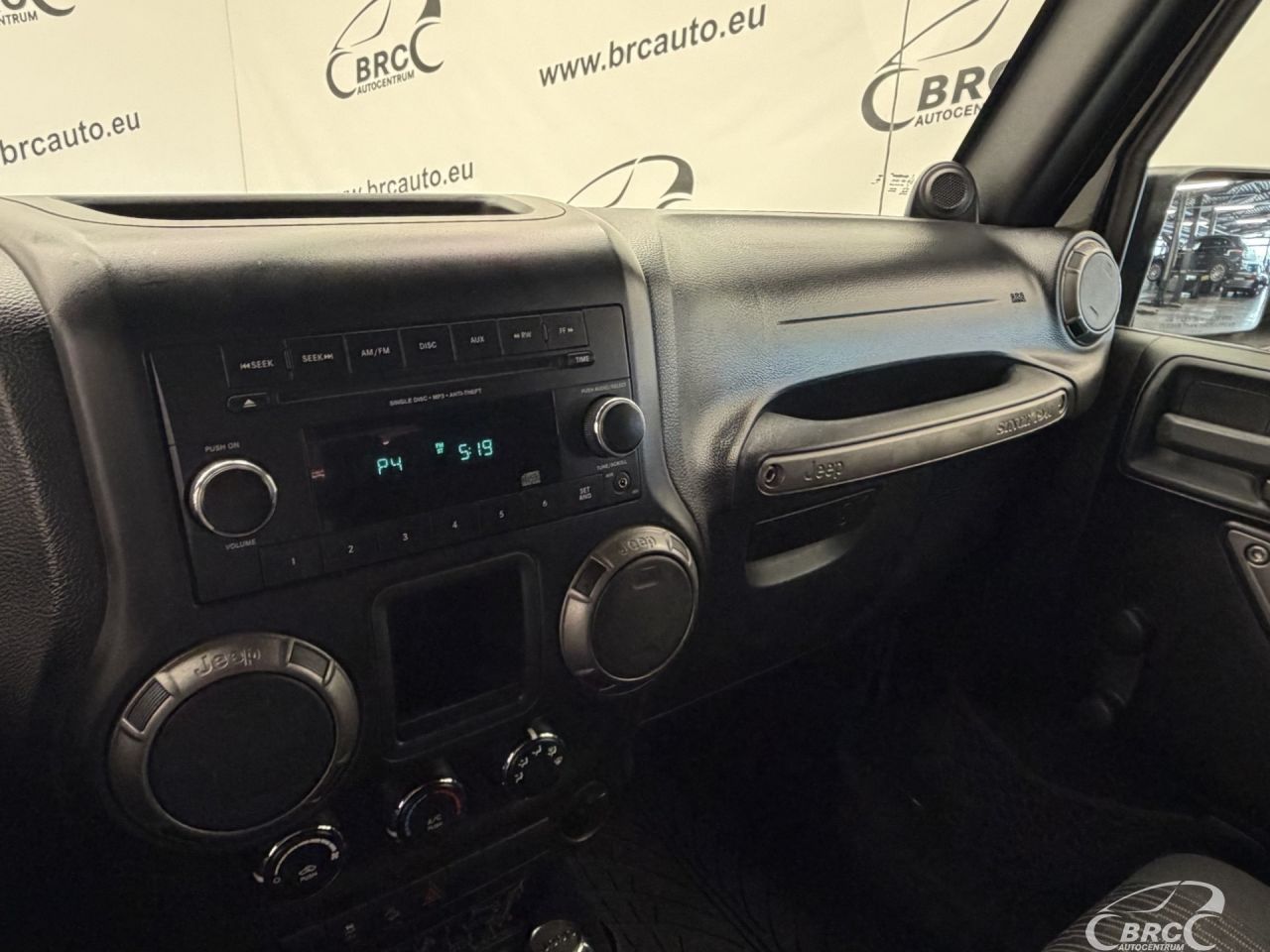 Jeep Wrangler | 21
