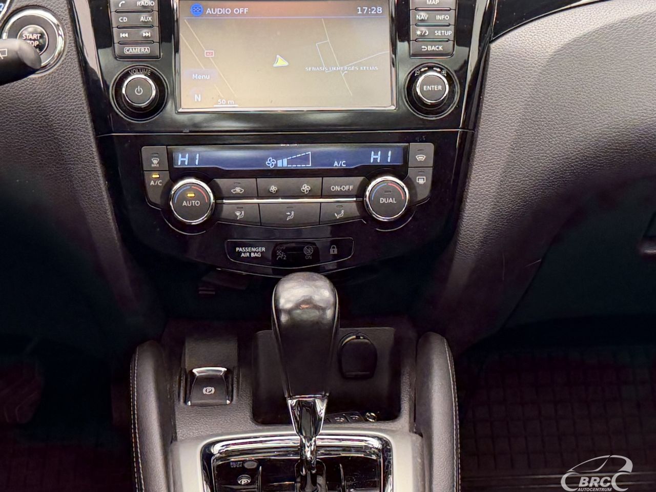 Nissan Qashqai | 15