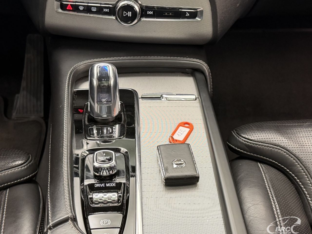 Volvo XC90 | 16