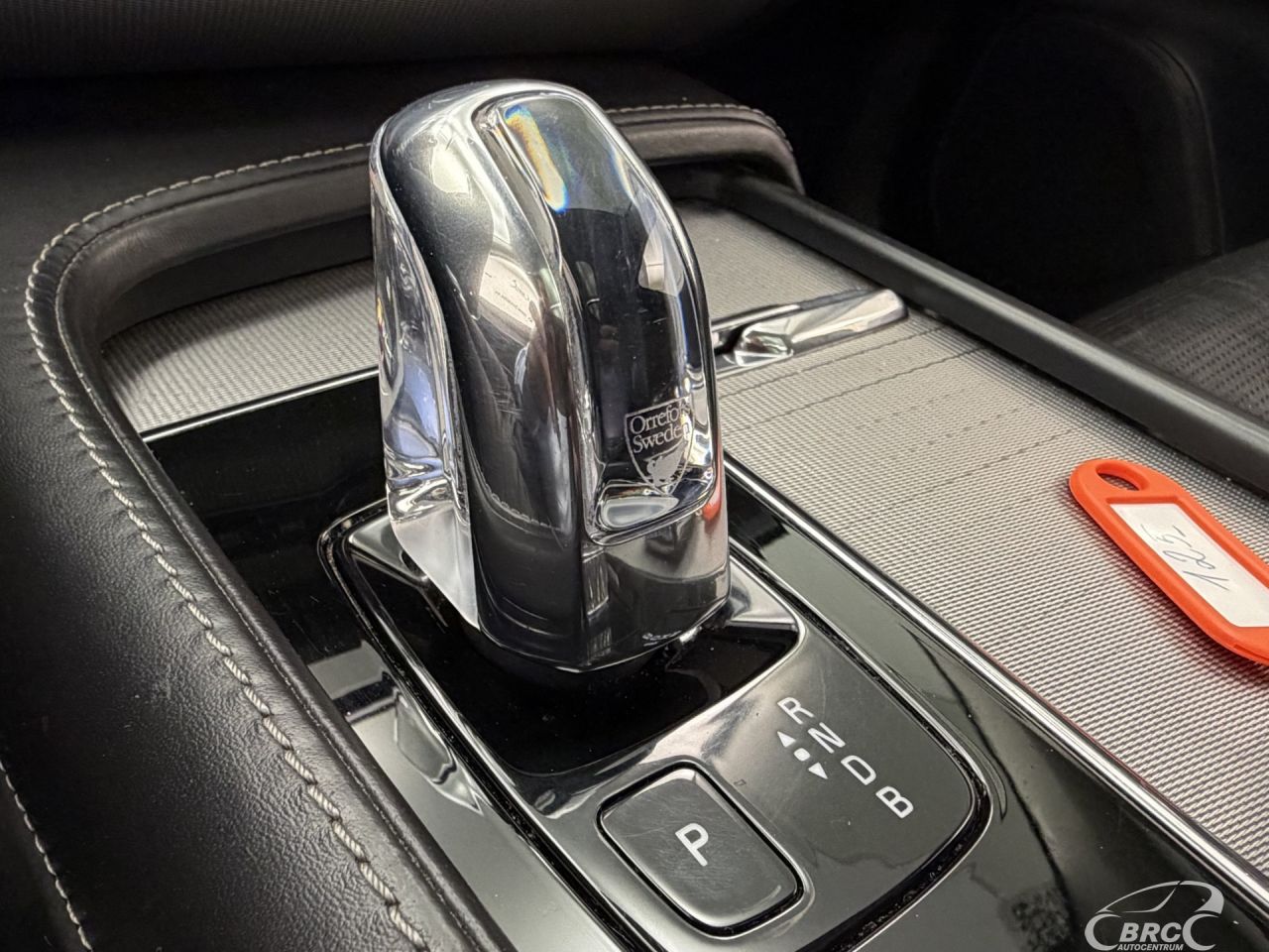 Volvo XC90 | 28