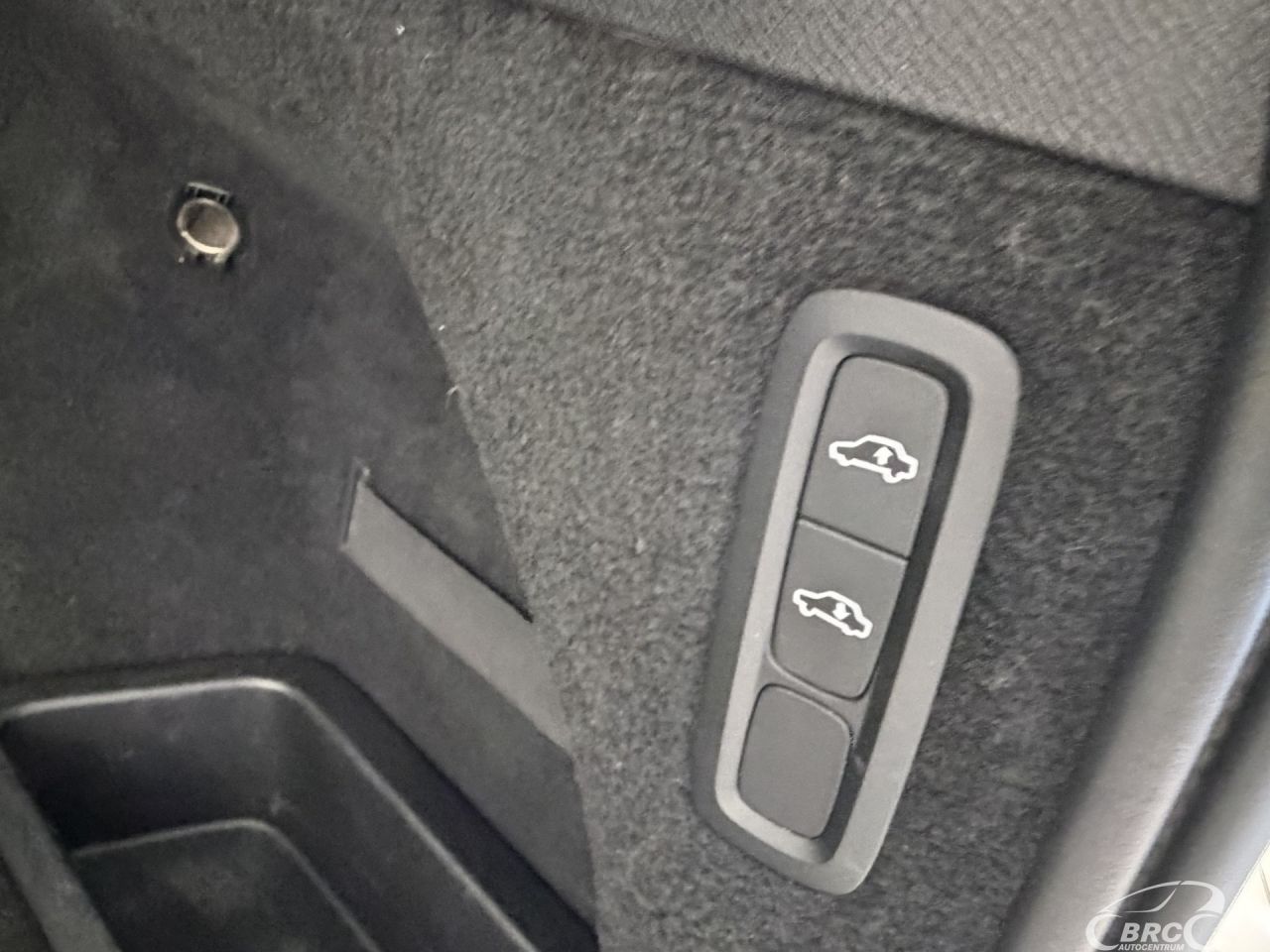 Volvo XC90 | 43