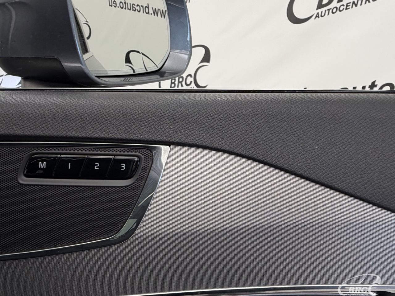 Volvo XC90 | 9
