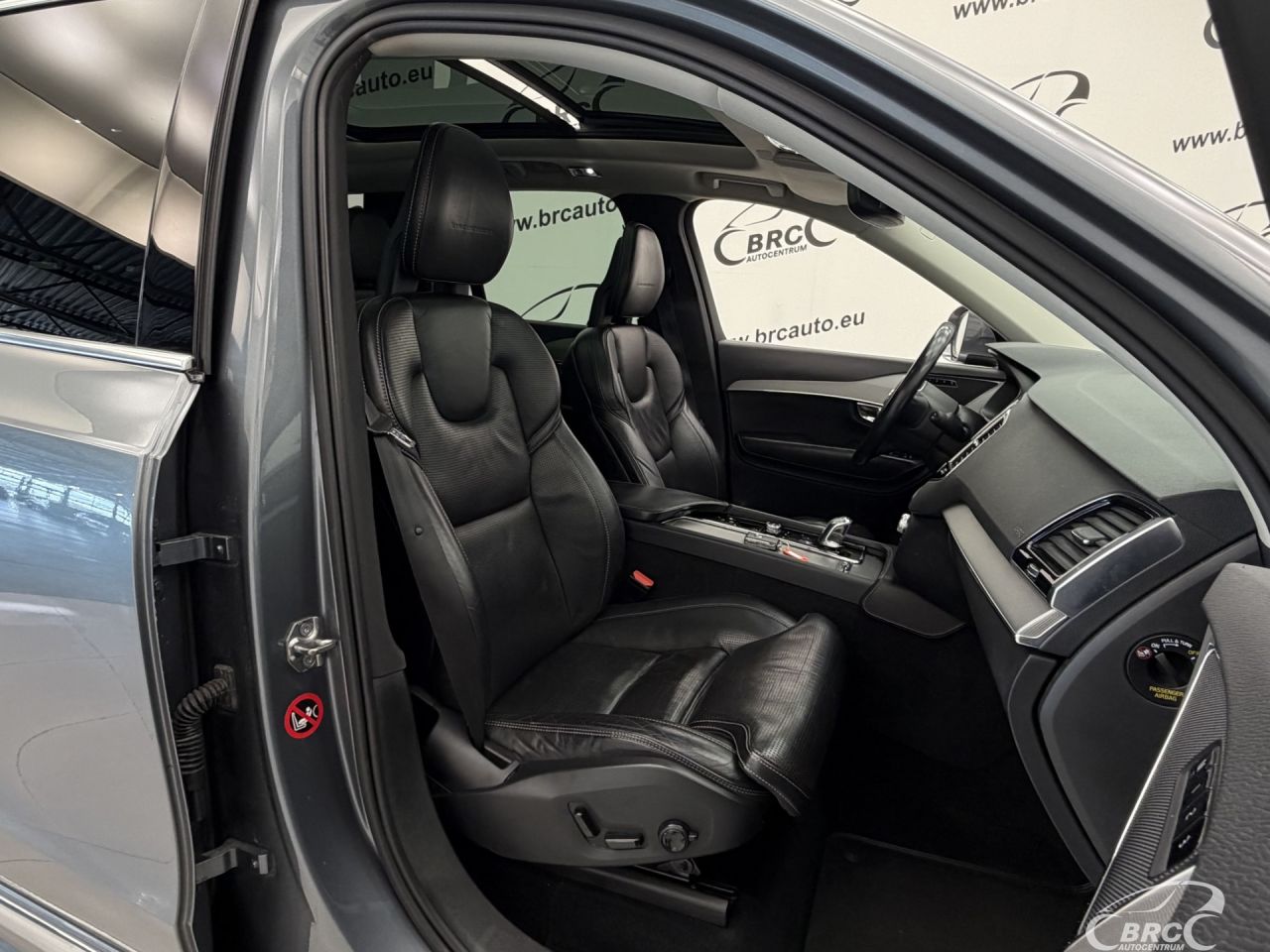 Volvo XC90 | 6