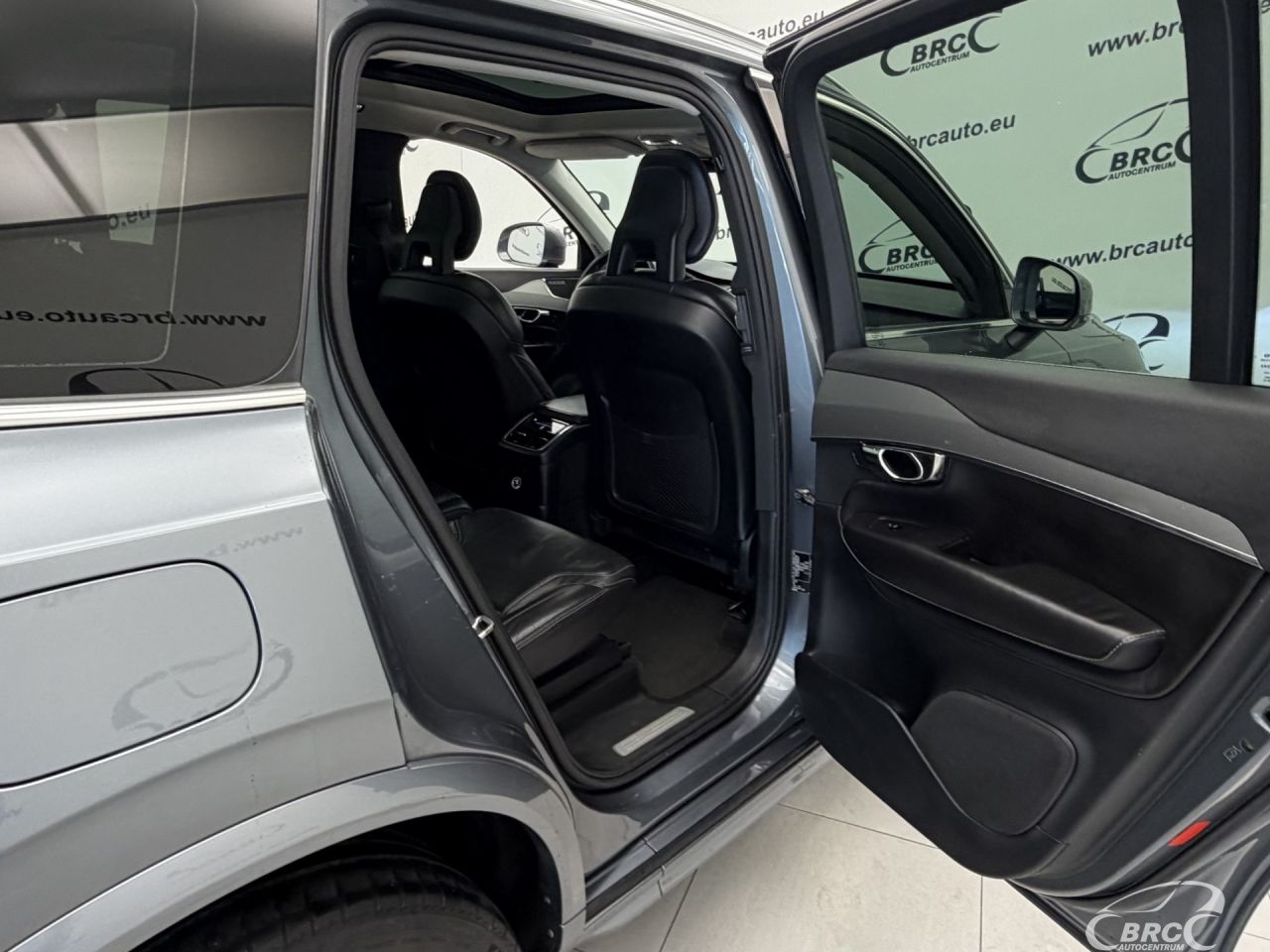 Volvo XC90 | 13