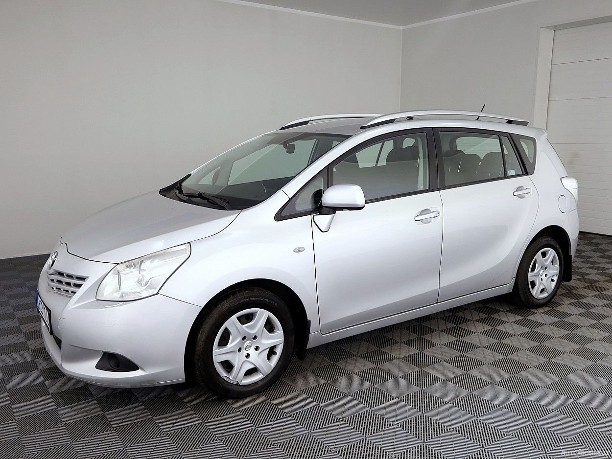 Toyota Verso | 1