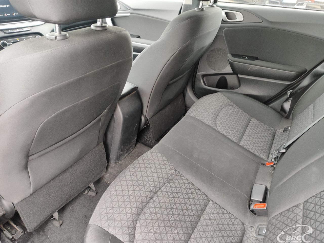 Kia Cee'd | 13