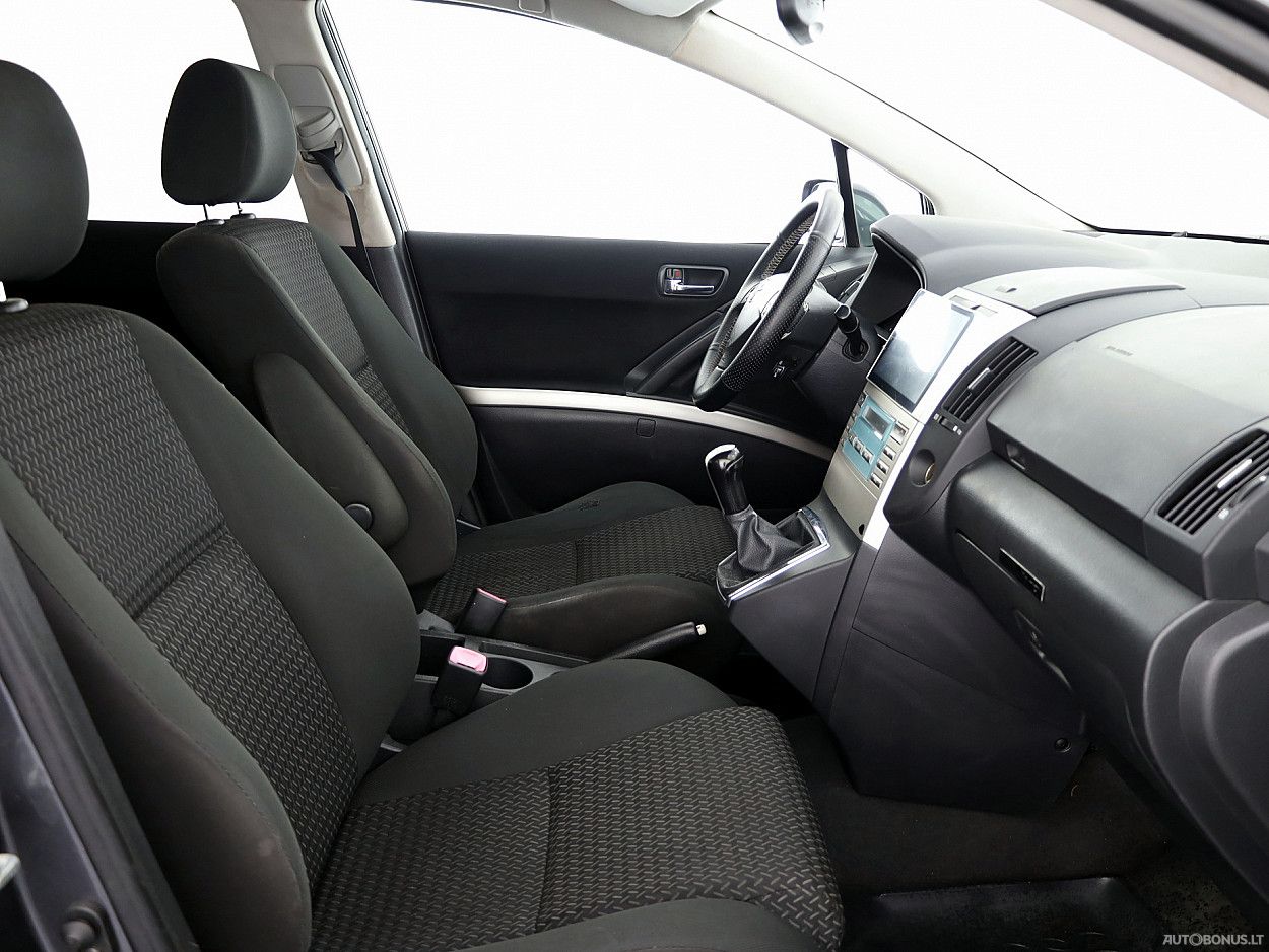 Toyota Corolla | 5