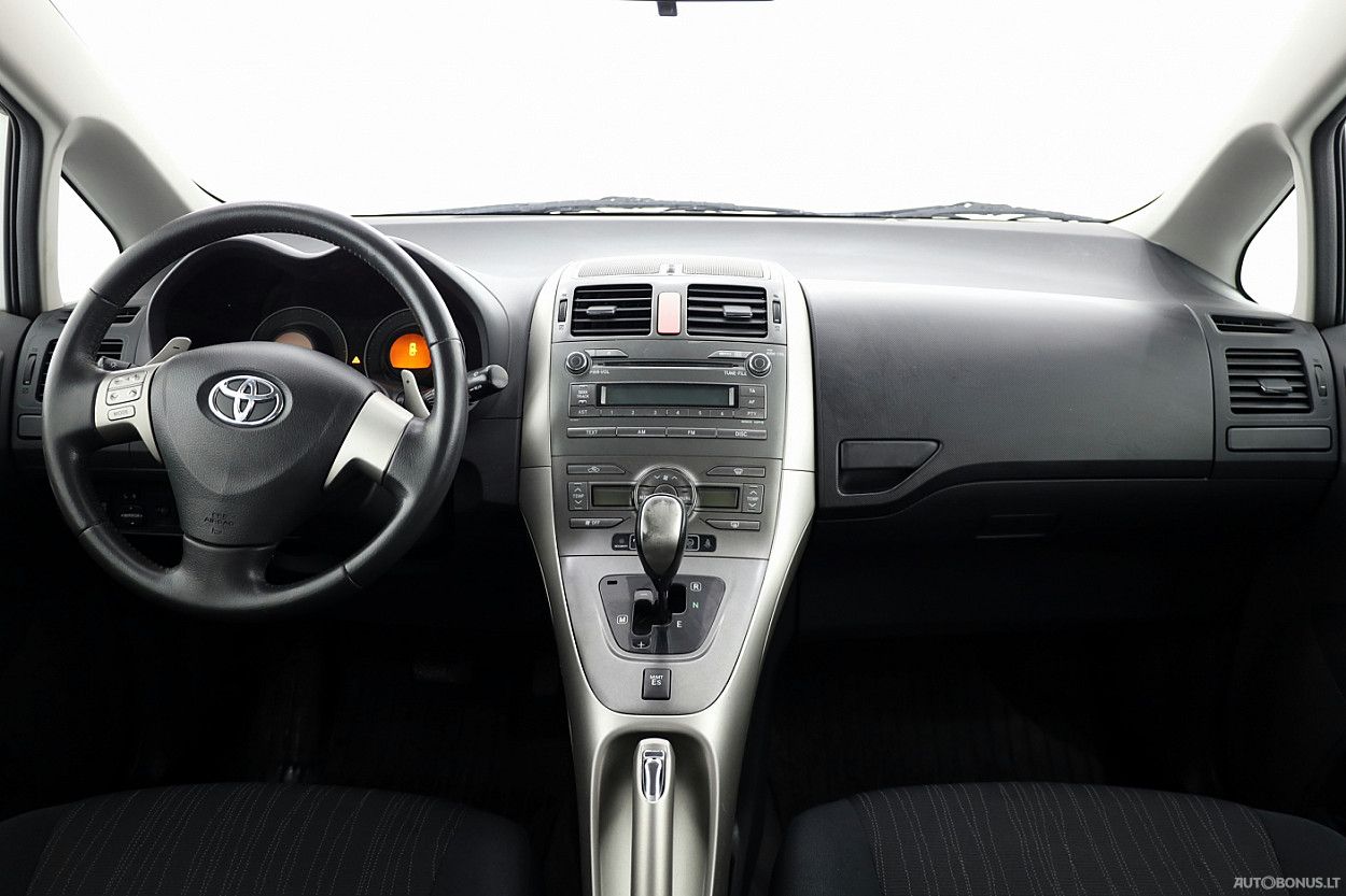Toyota Auris | 4