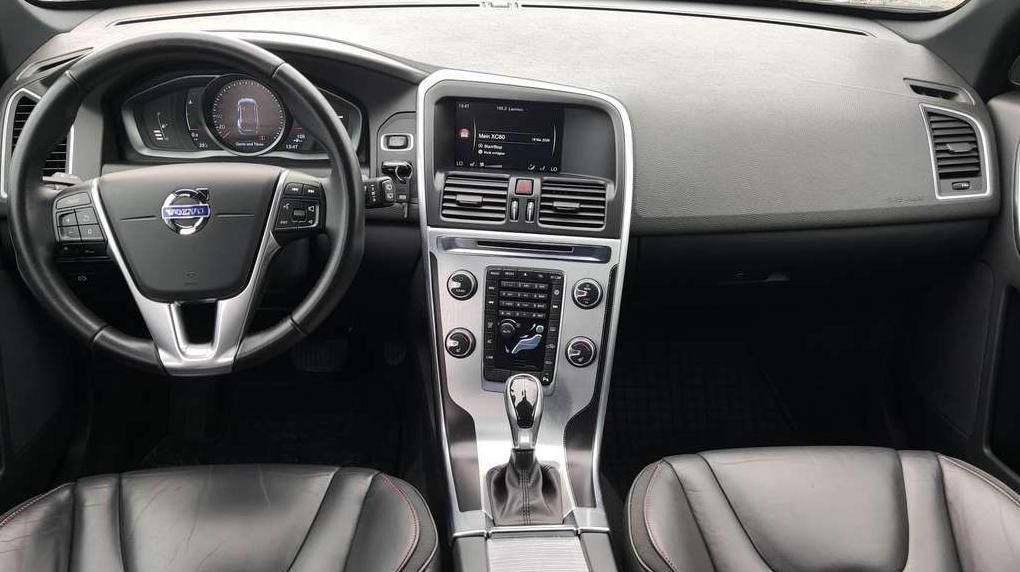 Volvo XC60 | 9