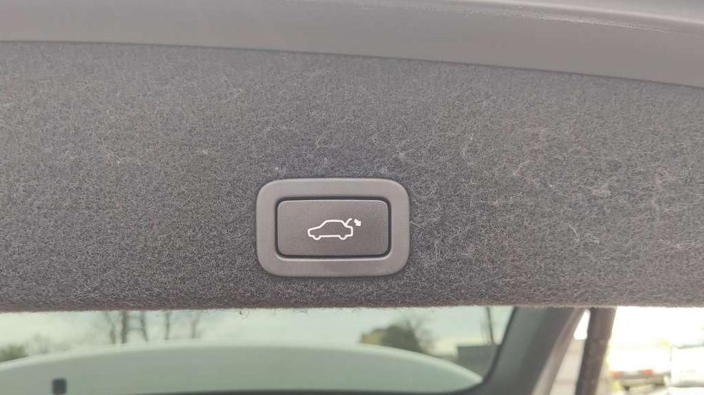 Volvo XC60 | 8