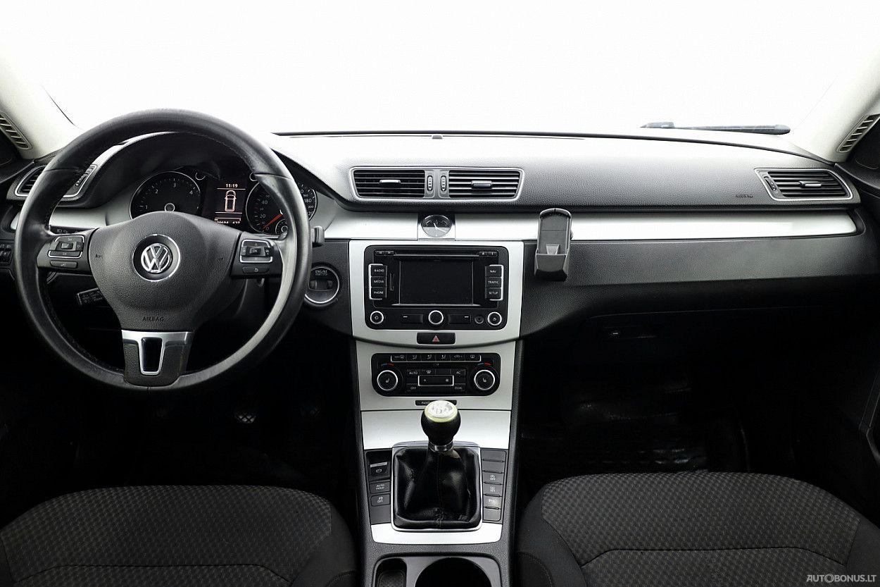 Volkswagen Passat | 4