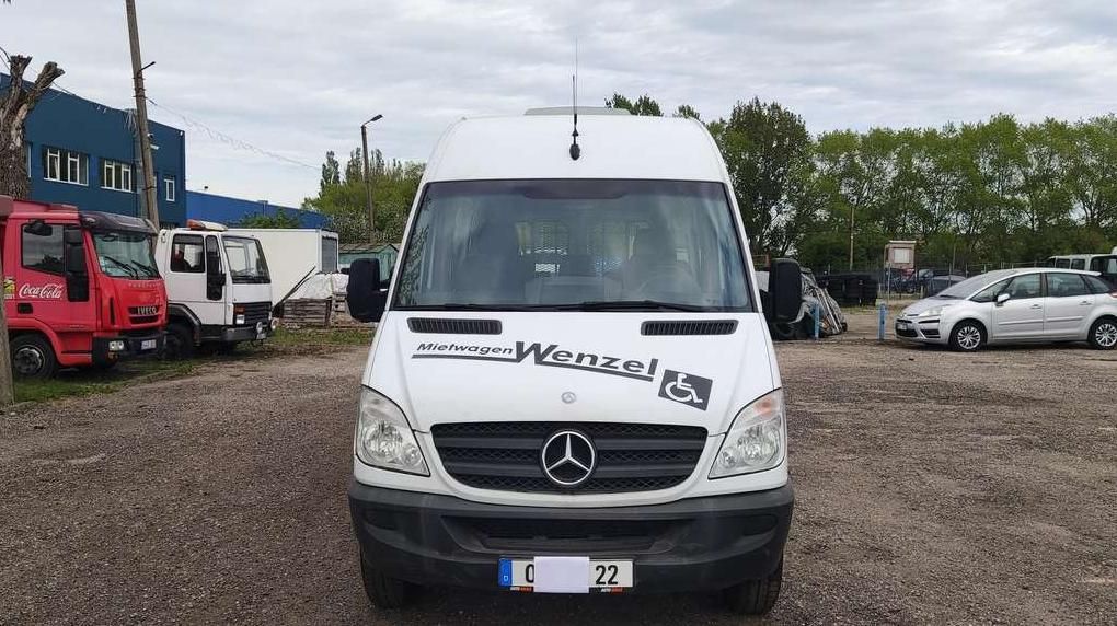Mercedes-Benz Sprinter | 2