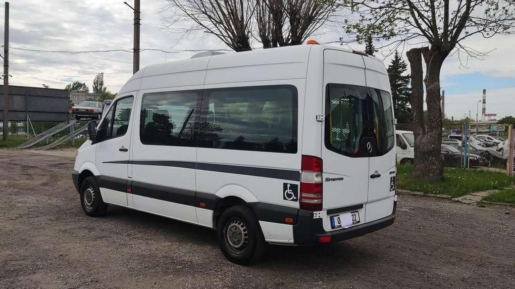 Mercedes-Benz Sprinter | 8