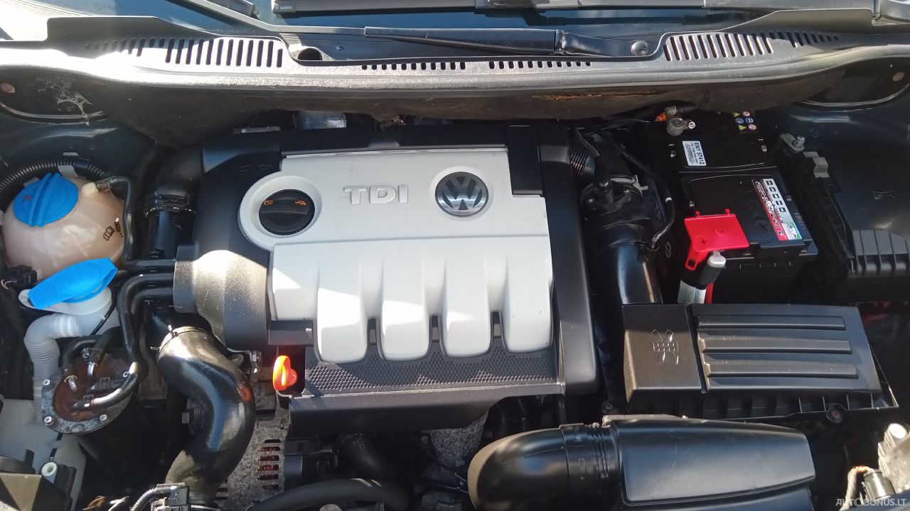 Volkswagen Touran | 9
