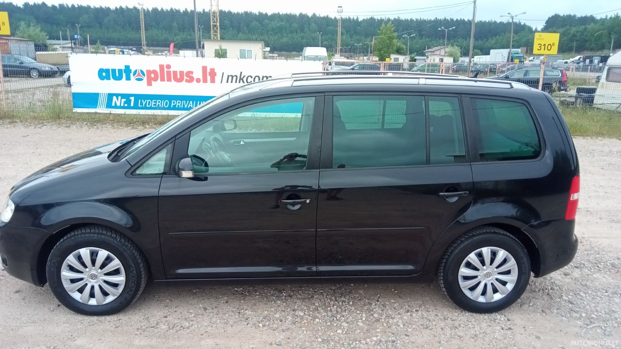 Volkswagen Touran | 1