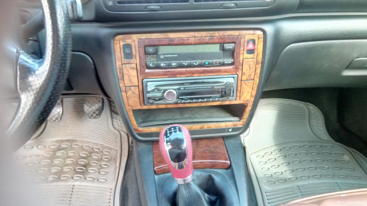Volkswagen Passat | 9