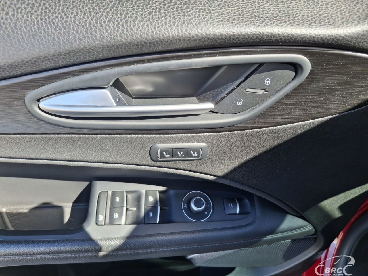 Alfa Romeo Stelvio | 6