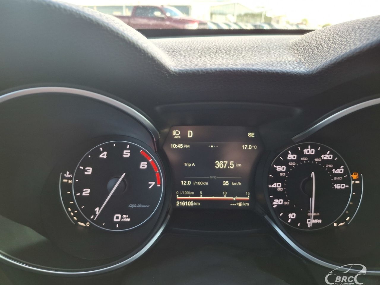 Alfa Romeo Stelvio | 8