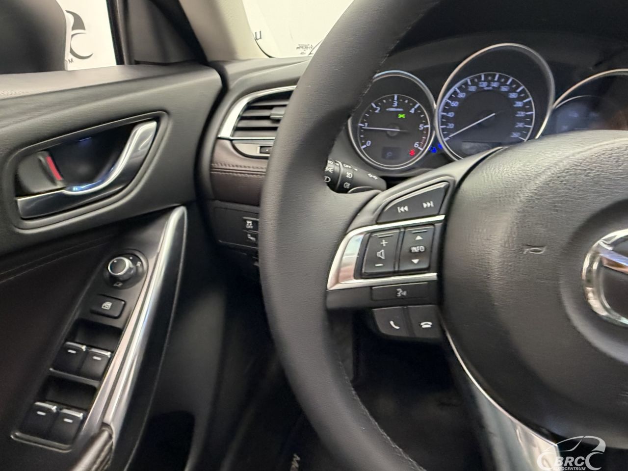 Mazda 6 | 30