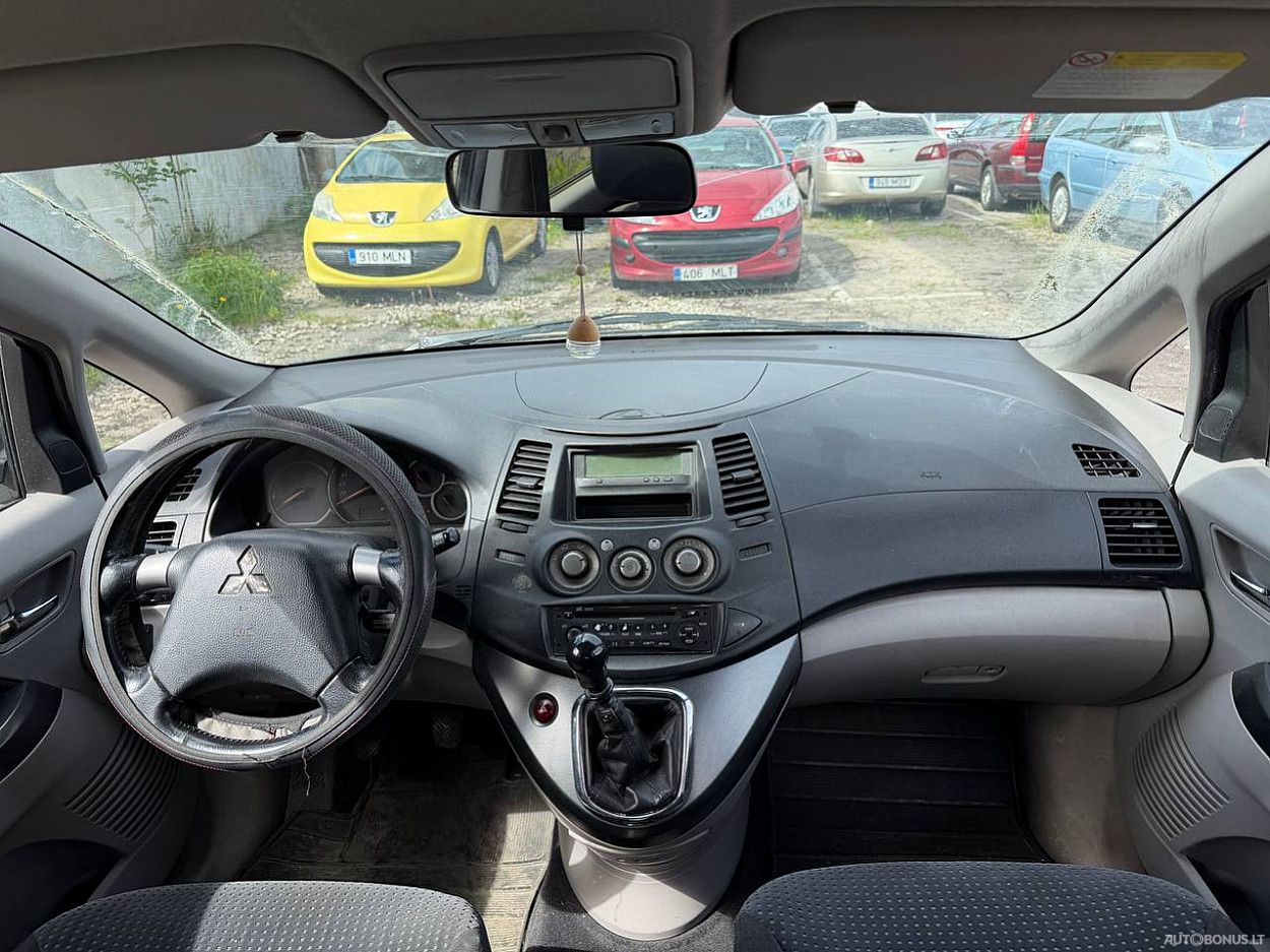 Mitsubishi Grandis | 4