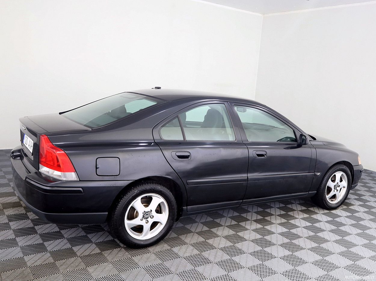 Volvo S60 | 2