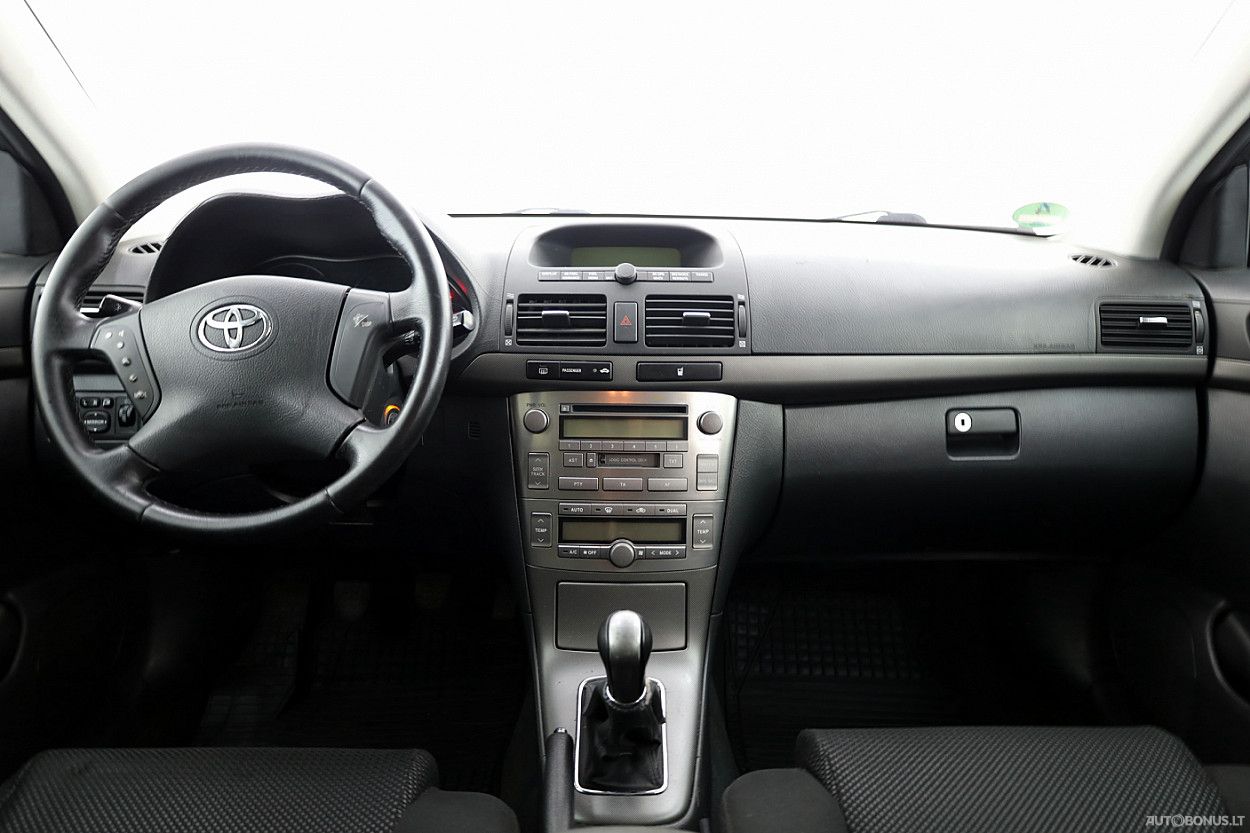 Toyota Avensis | 4