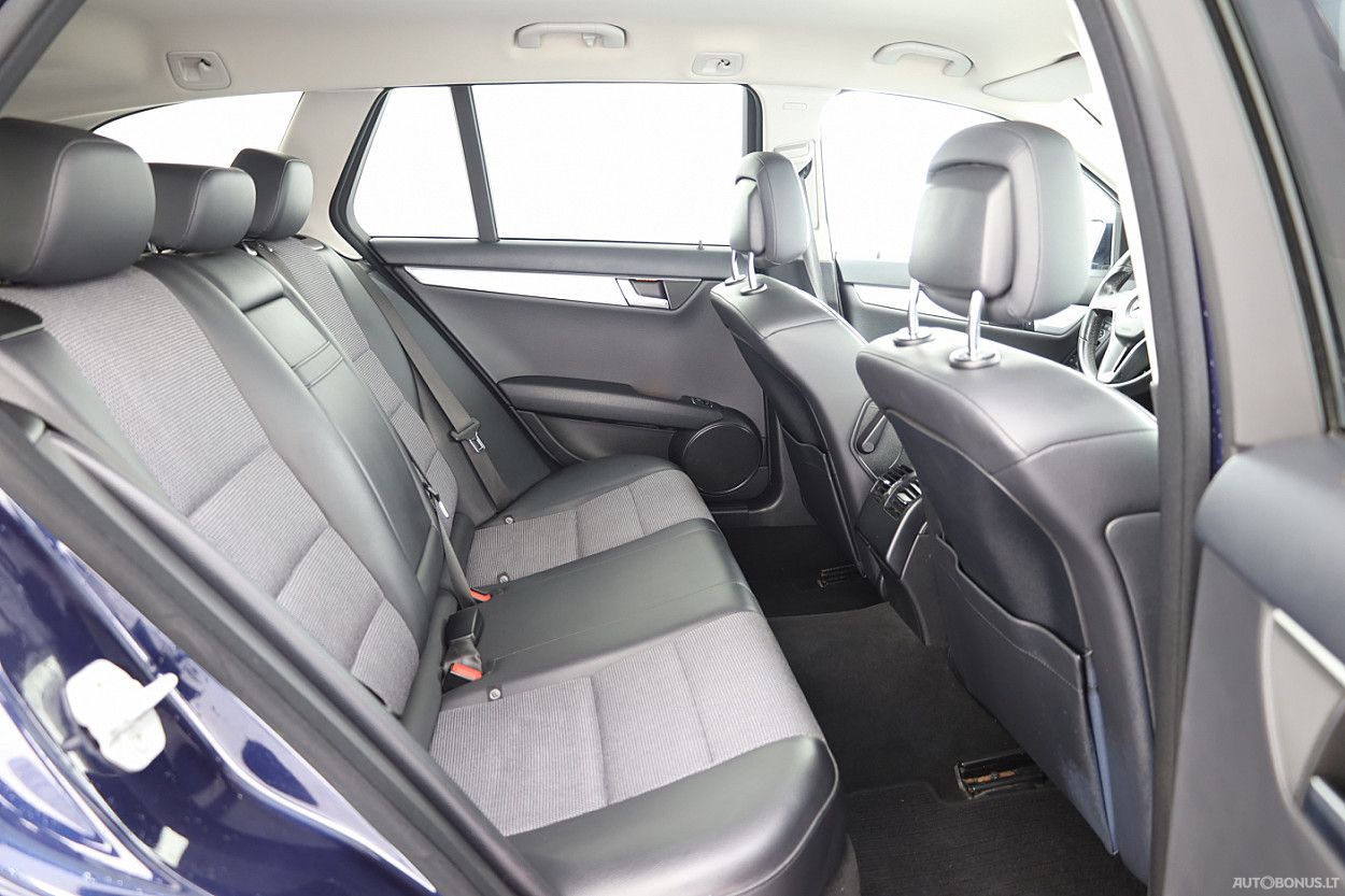 Mercedes-Benz C250 | 6