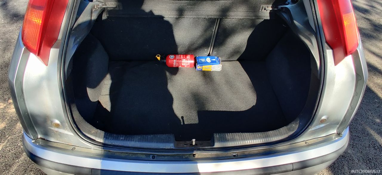 Ford Focus | 12