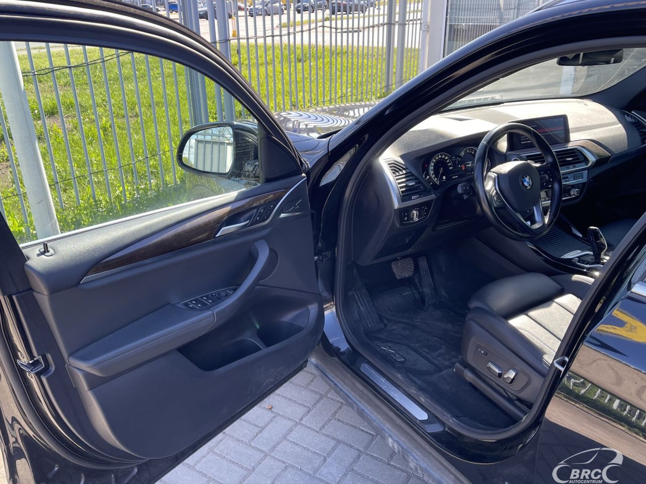BMW X3 | 12