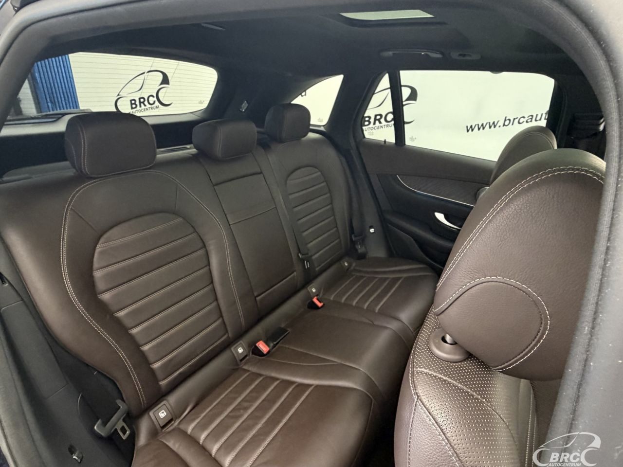 Mercedes-Benz GLC350 | 12