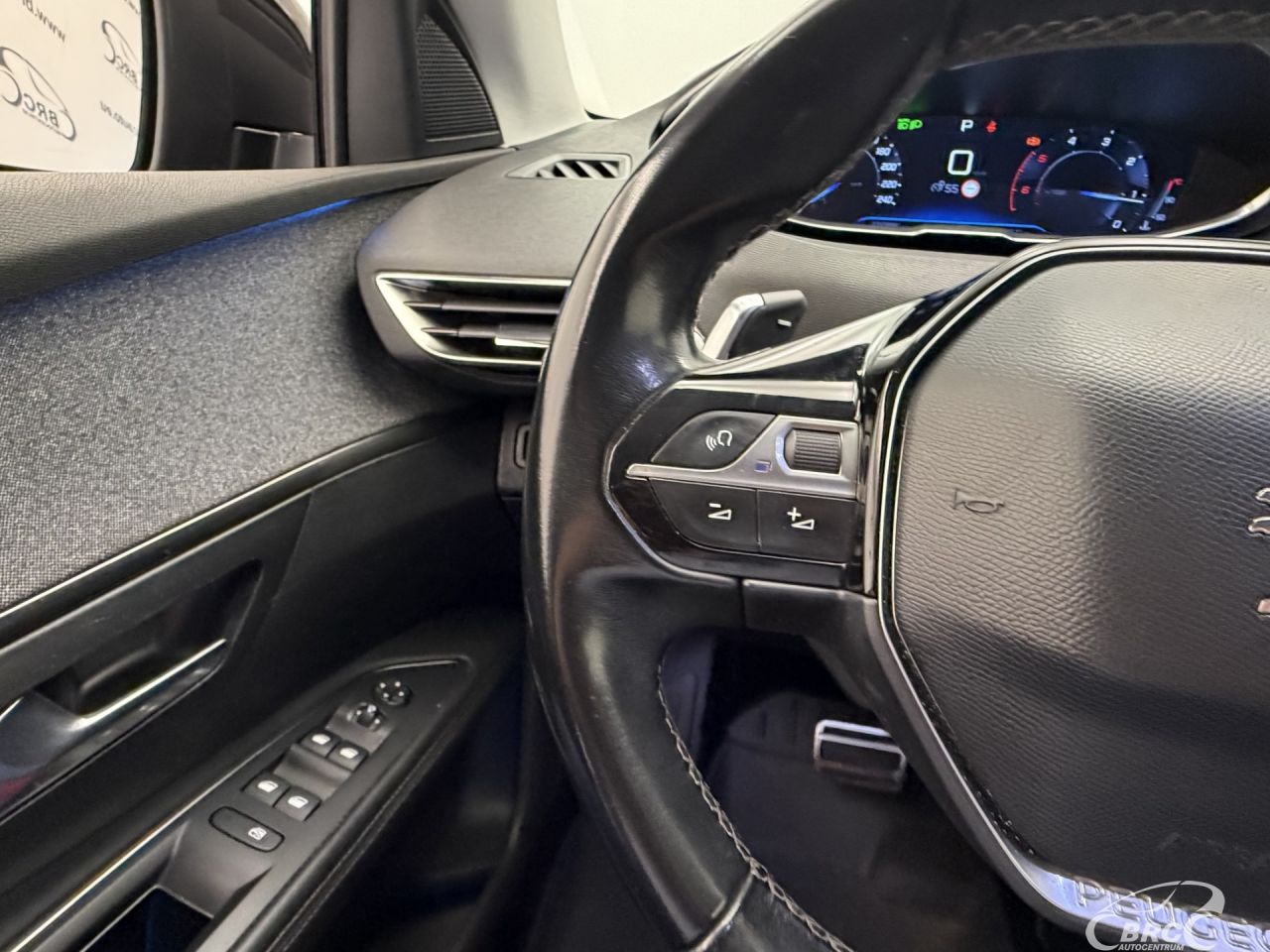 Peugeot 5008 | 28