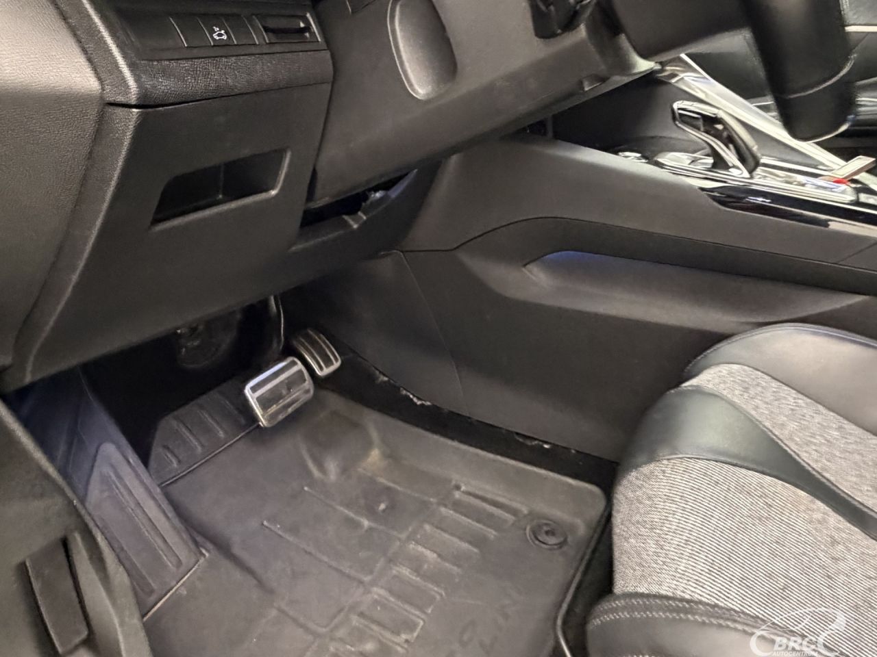 Peugeot 5008 | 24