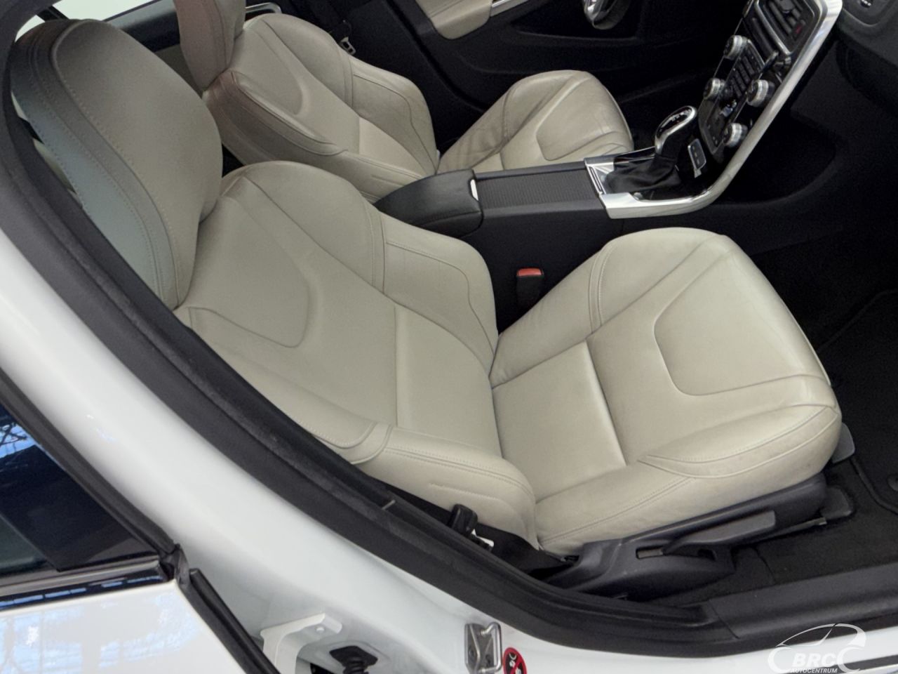 Volvo V60 | 4