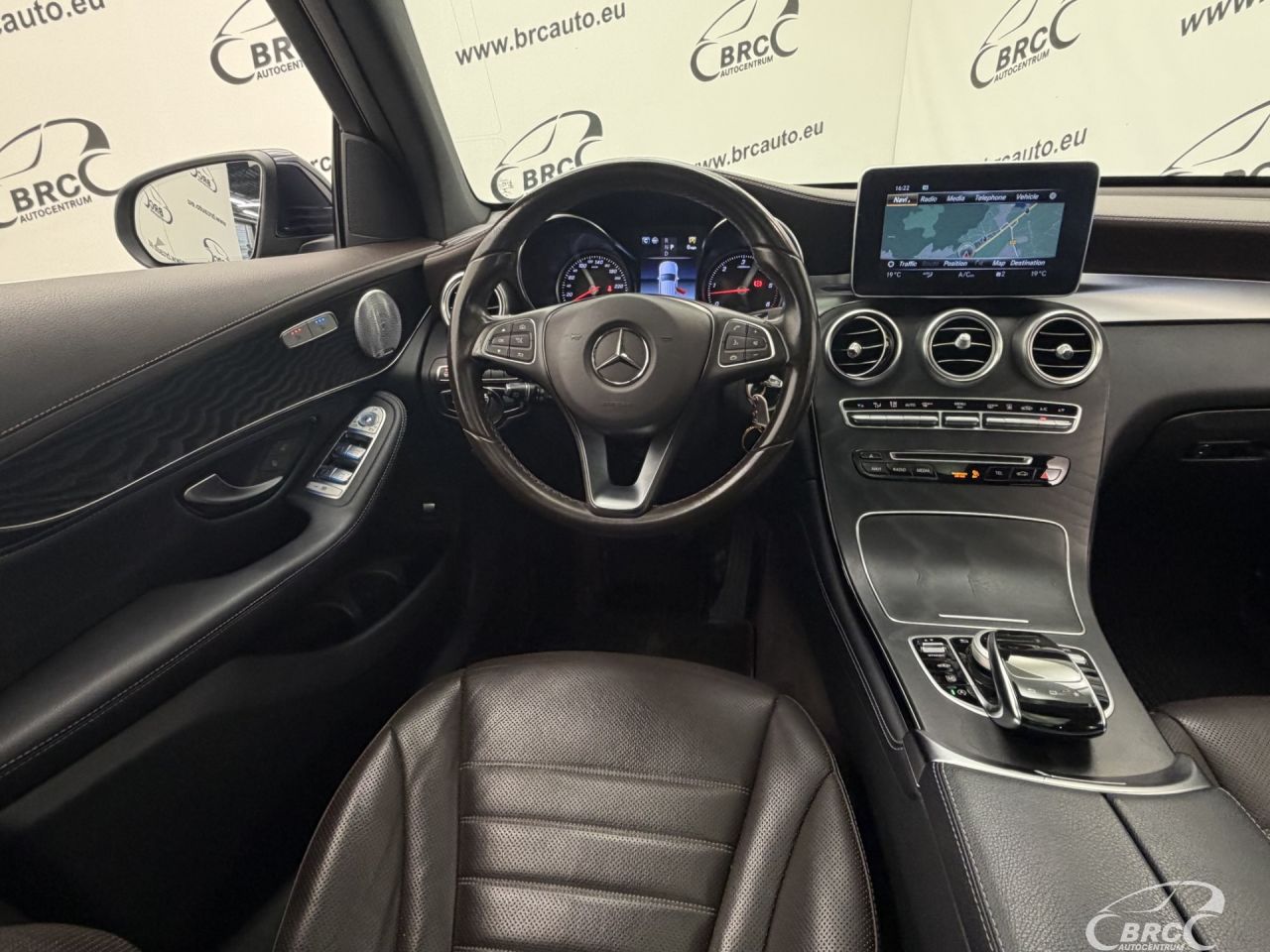 Mercedes-Benz GLC350 | 15