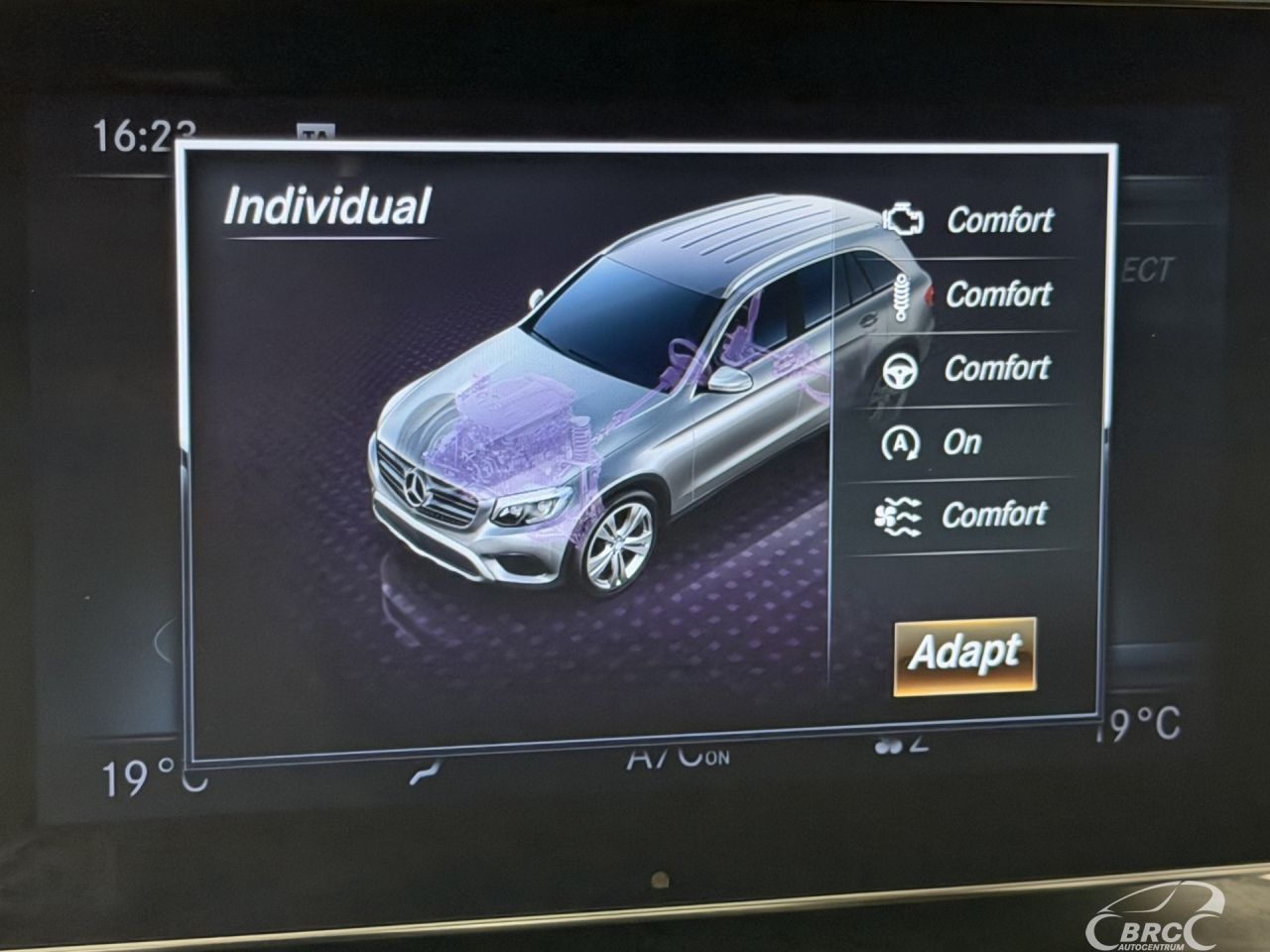 Mercedes-Benz GLC350 | 43