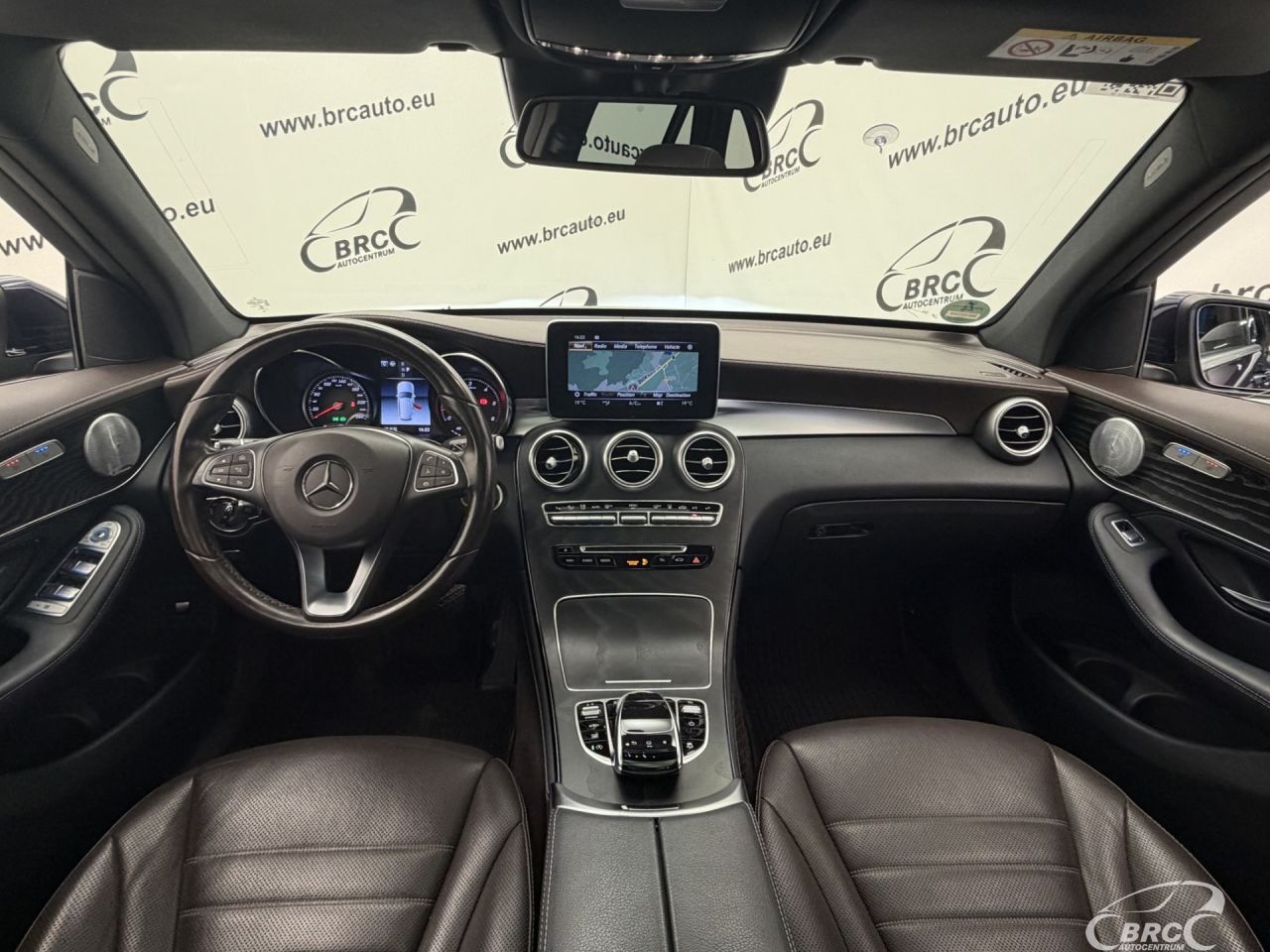 Mercedes-Benz GLC350 | 2