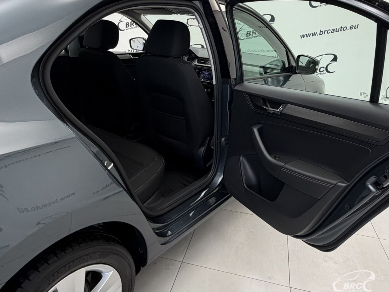 Skoda Rapid | 11