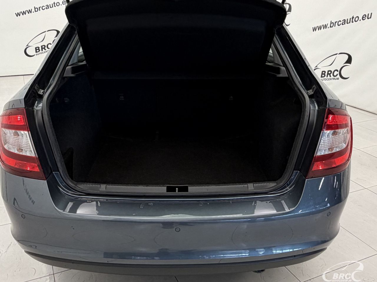 Skoda Rapid | 35