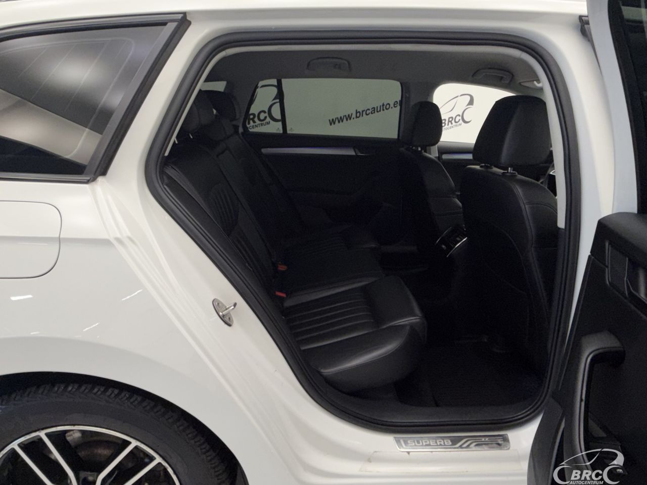 Skoda Superb | 9