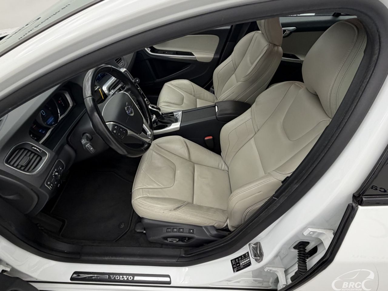 Volvo V60 | 18