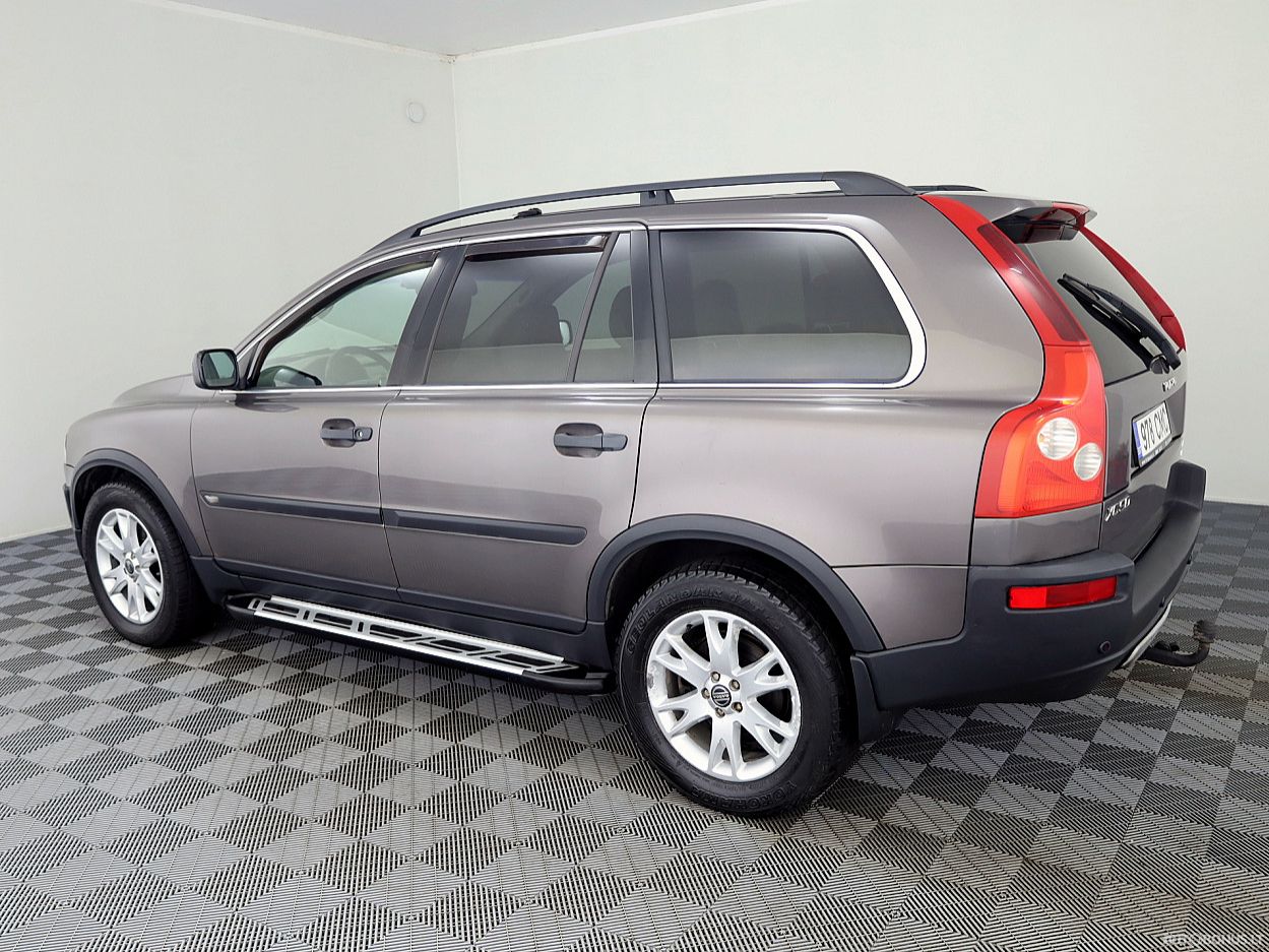 Volvo XC90 | 3
