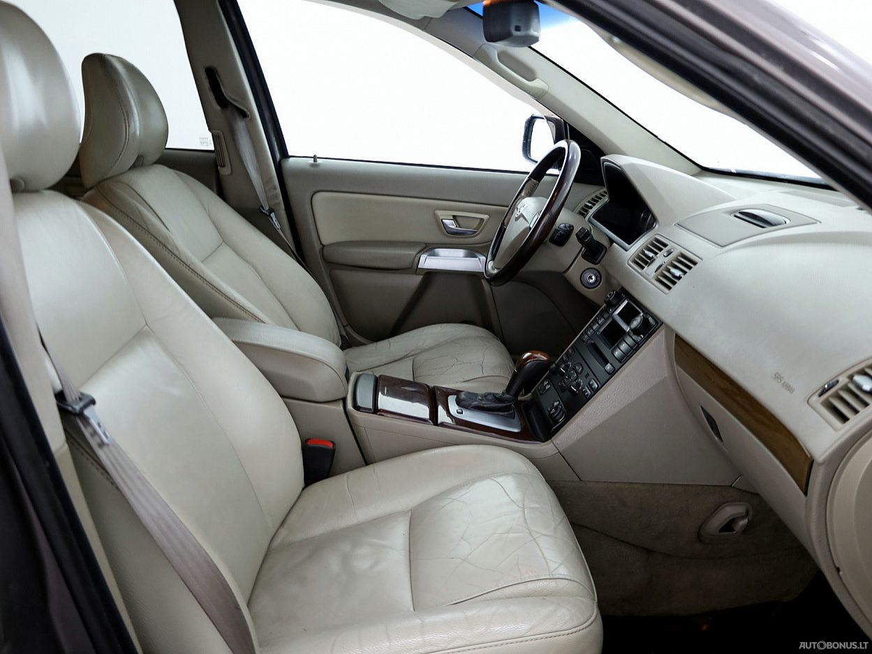 Volvo XC90 | 5